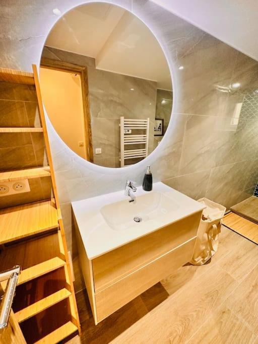 Appartement De Nana 2 - T2 Hypercentre, Rue Meynadier, Palais & Plage, Clim, Wifi *